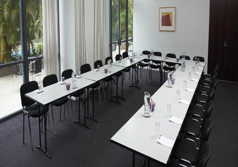 Adina Apartment  Sydney Central