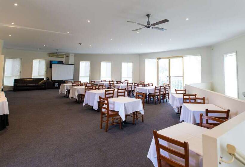 Отель Best Western Mill Park Motor Inn