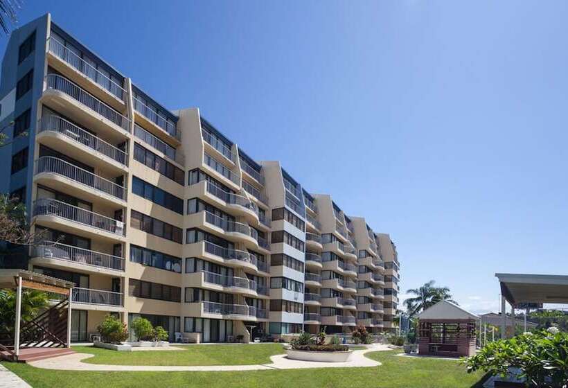 Broadbeach Travel Inn Apartments