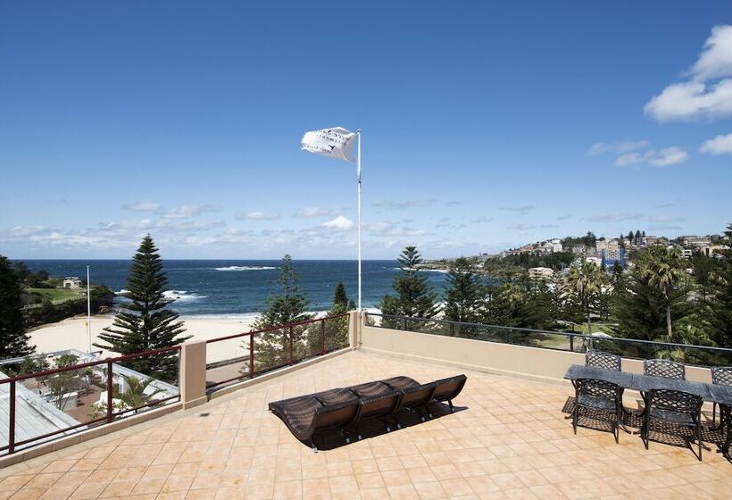 Coogee Sands Hotel & Apartments