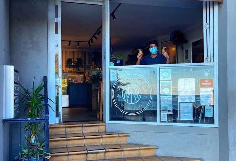 Coogee Sands Hotel & Apartments