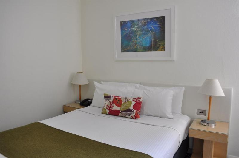 Coogee Sands Hotel & Apartments