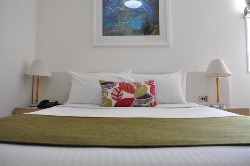 Coogee Sands Hotel & Apartments