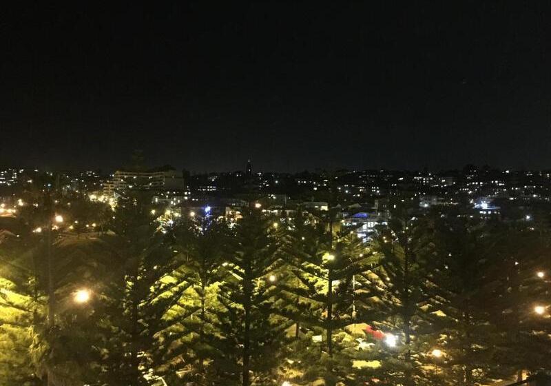 Coogee Sands Hotel & Apartments