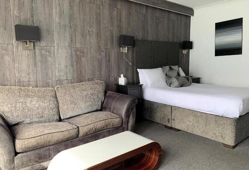 Cumberland Hotel Oceana Collection