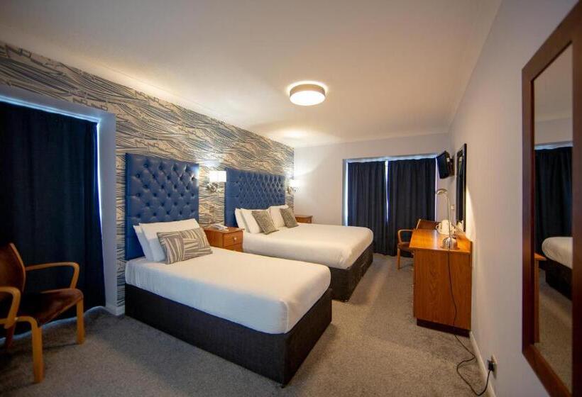 Cumberland Hotel Oceana Collection