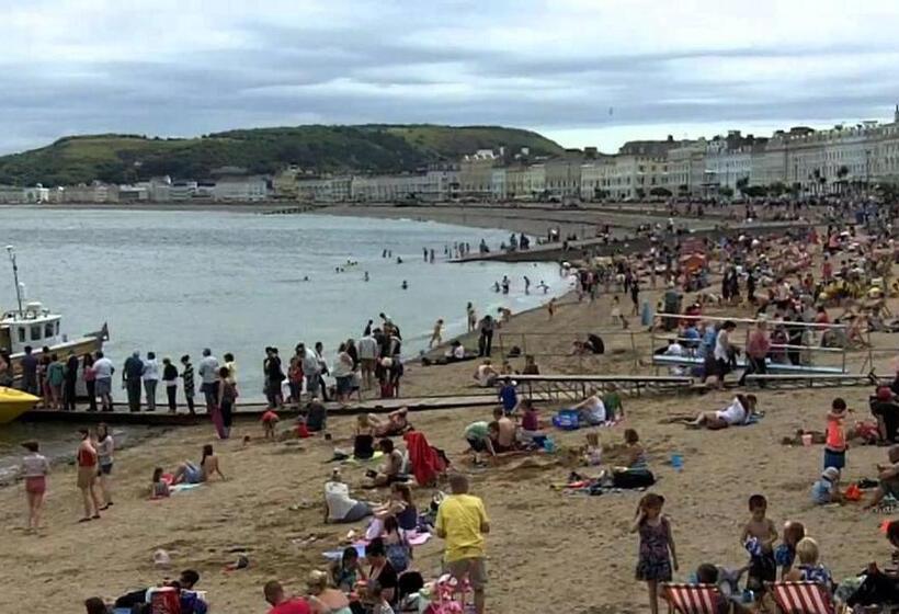 Elsinore Hotel Llandudno