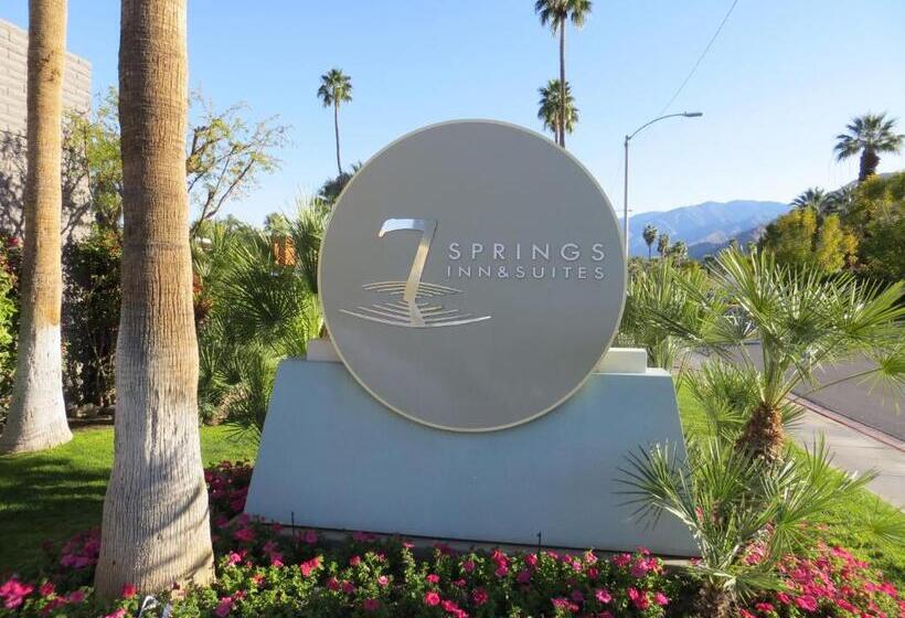 Отель 7 Springs Inn & Suites
