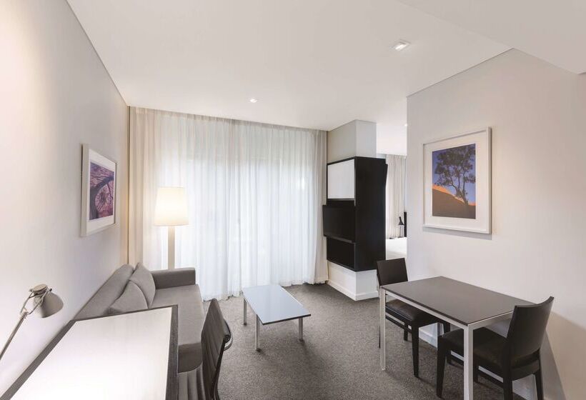 Adina Apartment Hotel Perth