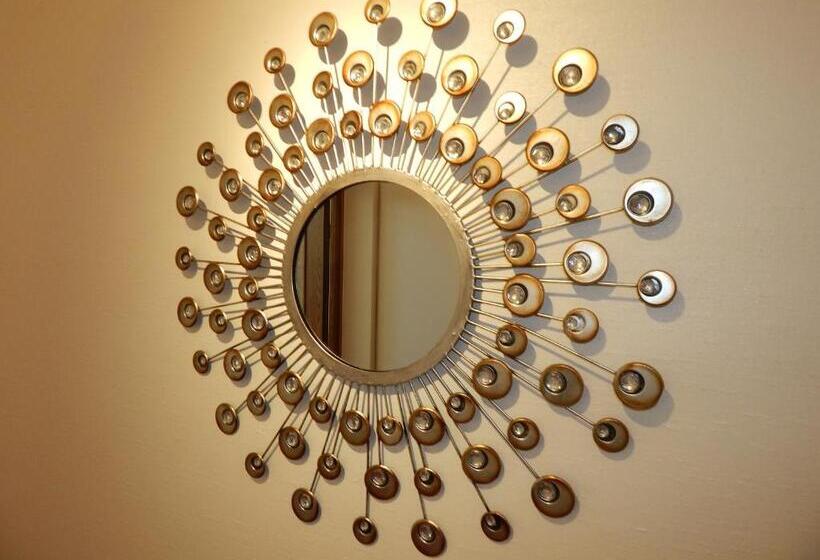 هتل Airport Fashion