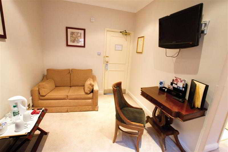 فندق Angel And Royal