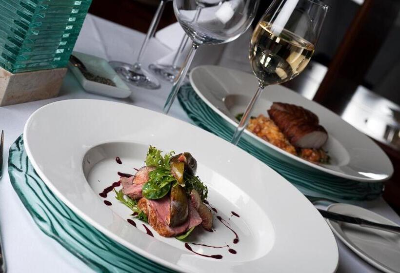 בית מלון כפרי Apollo