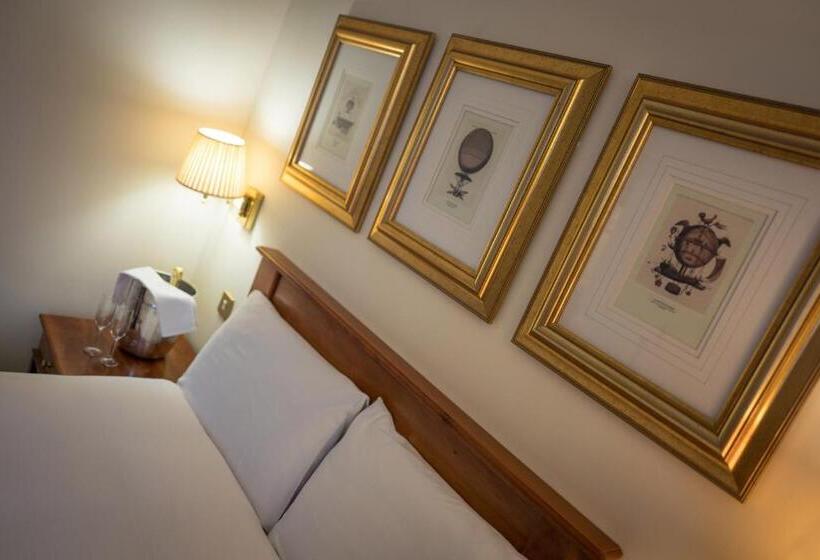 בית מלון כפרי Apollo