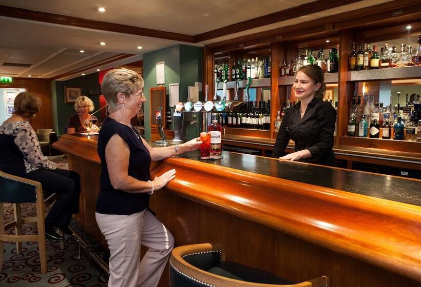 בית מלון כפרי Apollo