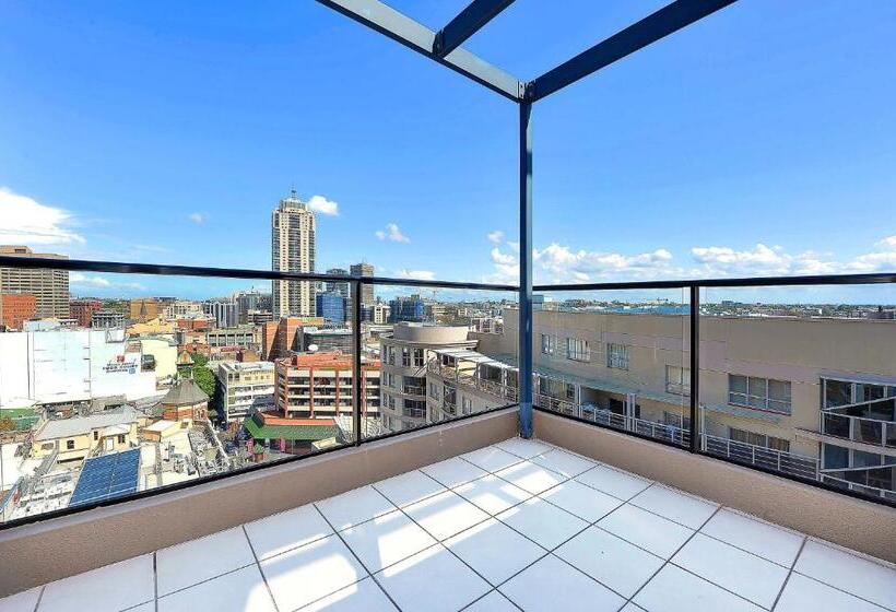 هتل Apx Darling Harbour