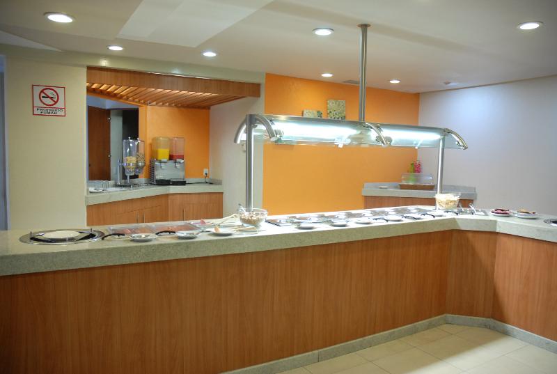 هتل Aranzazu Plaza Kristal Aguascalientes