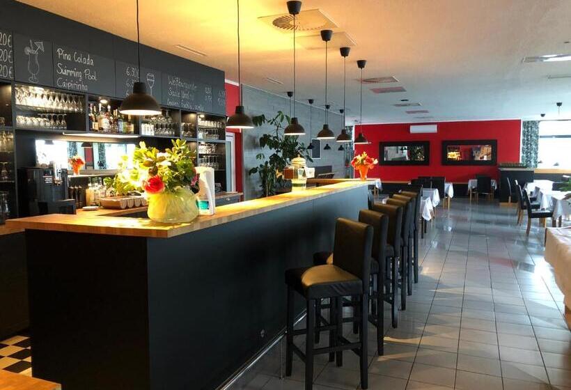 Astral Inn Leipzig Hotel & Restaurant