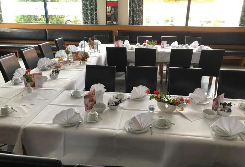 Astral Inn Leipzig Hotel & Restaurant