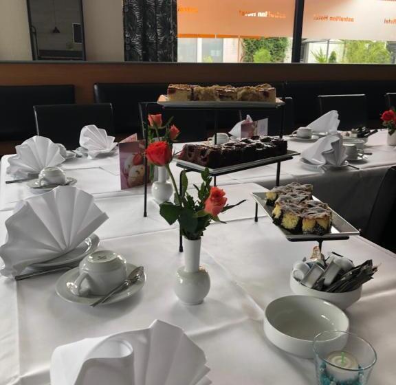 Astral Inn Leipzig Hotel & Restaurant