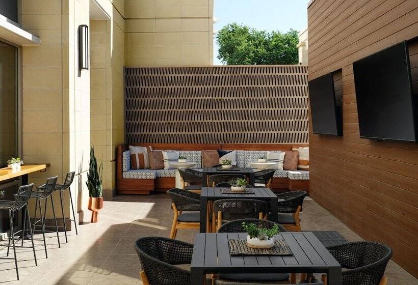 Отель Austin Marriott South