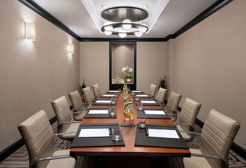 Отель Austin Marriott South