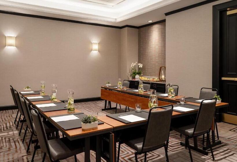 Отель Austin Marriott South