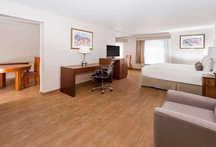 בית מלון כפרי Baymont Inn And Suites Lazaro Cardenas