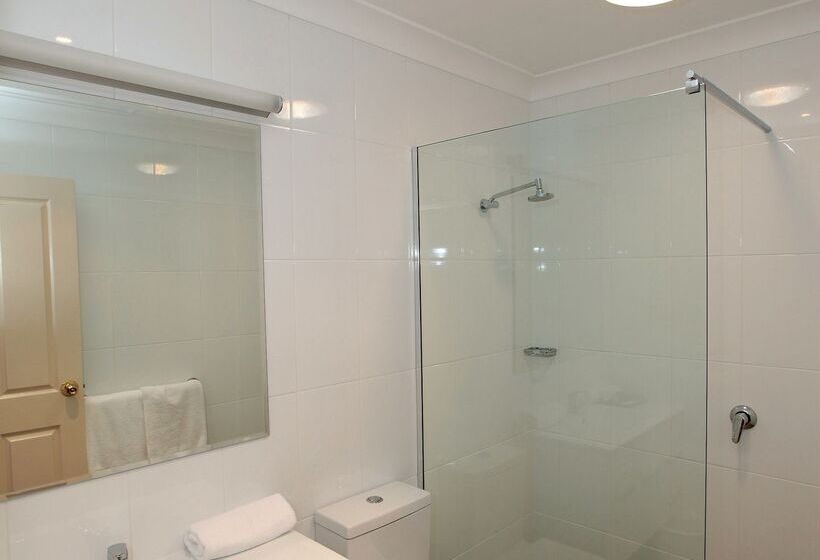 هتل Best Western Ambassador Motor Inn & Apartments