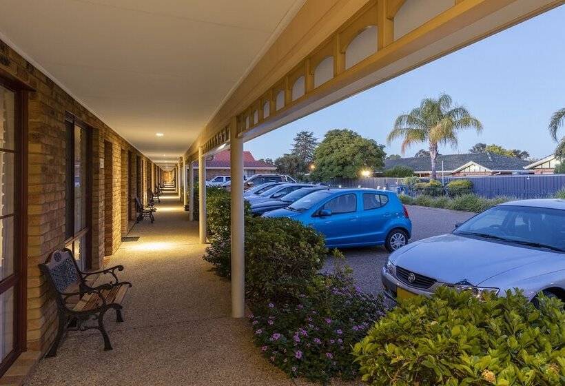 هتل Best Western Ambassador Motor Inn & Apartments