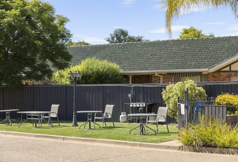 فندق Best Western Ambassador Motor Inn & Apartments