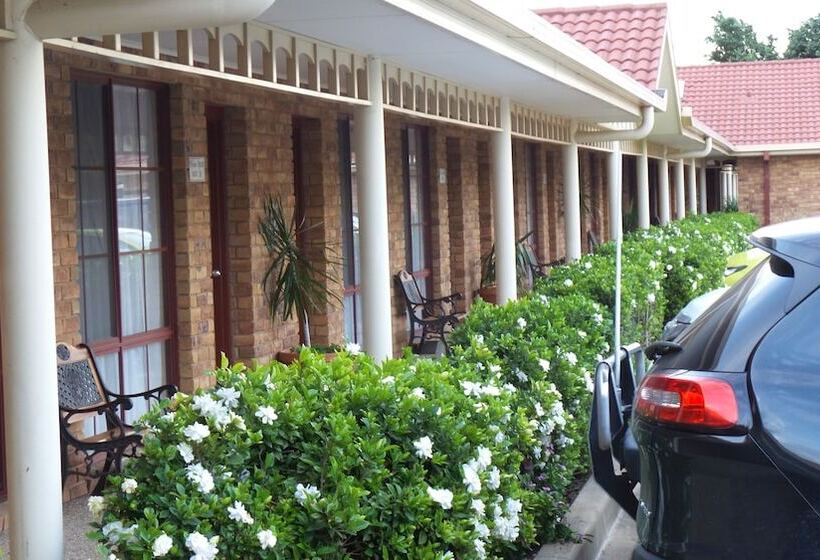 هتل Best Western Ambassador Motor Inn & Apartments