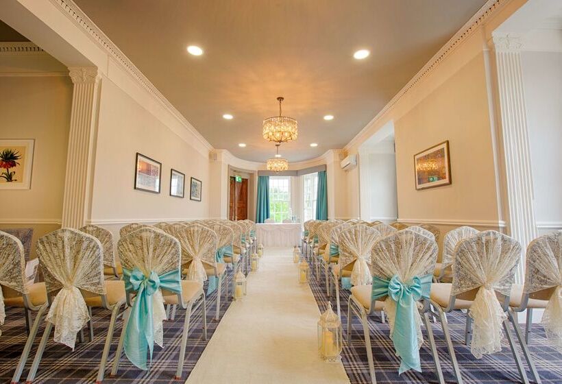 ホテル Best Western Chilworth Manor