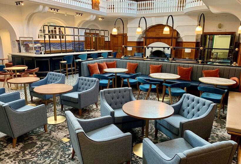 ホテル Best Western Chilworth Manor