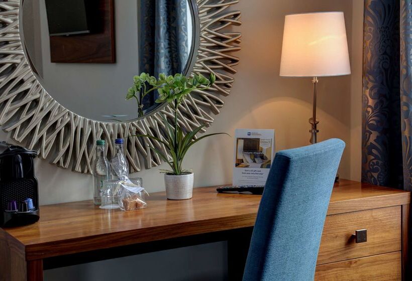 ホテル Best Western Chilworth Manor