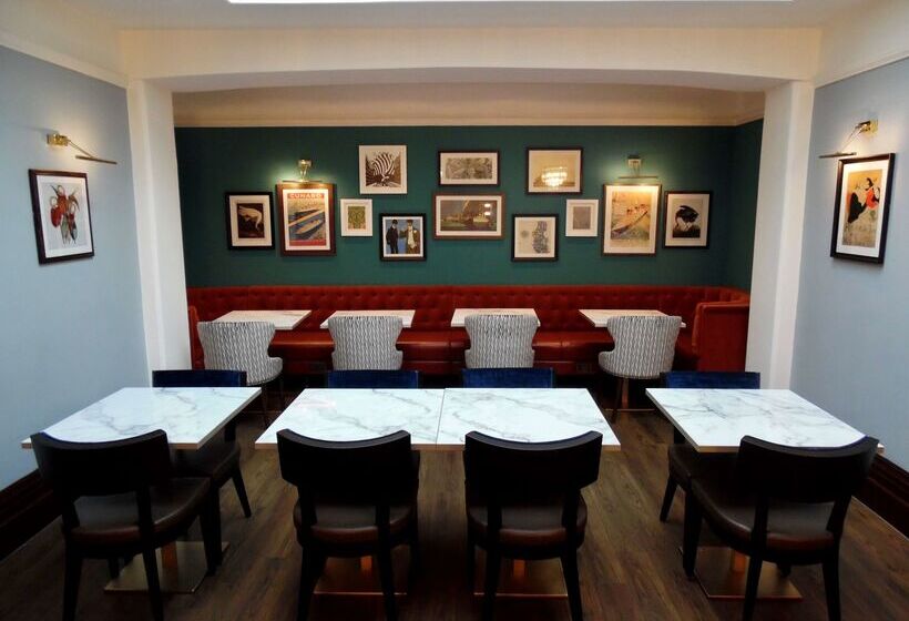 ホテル Best Western Chilworth Manor