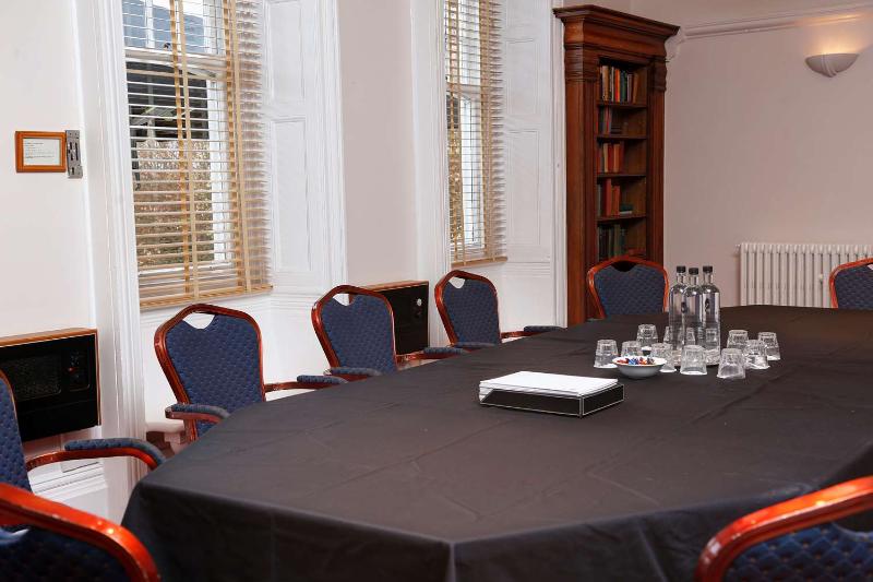 ホテル Best Western Chilworth Manor