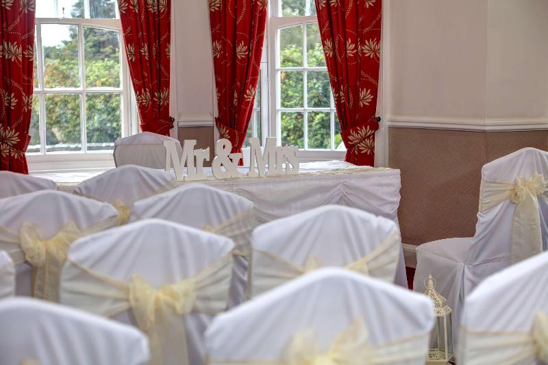 ホテル Best Western Chilworth Manor