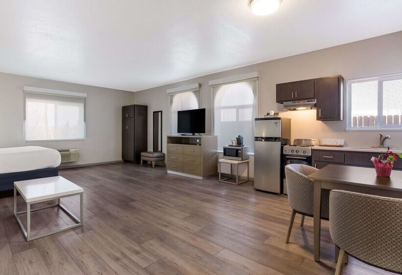 فندق Best Western Grants Inn