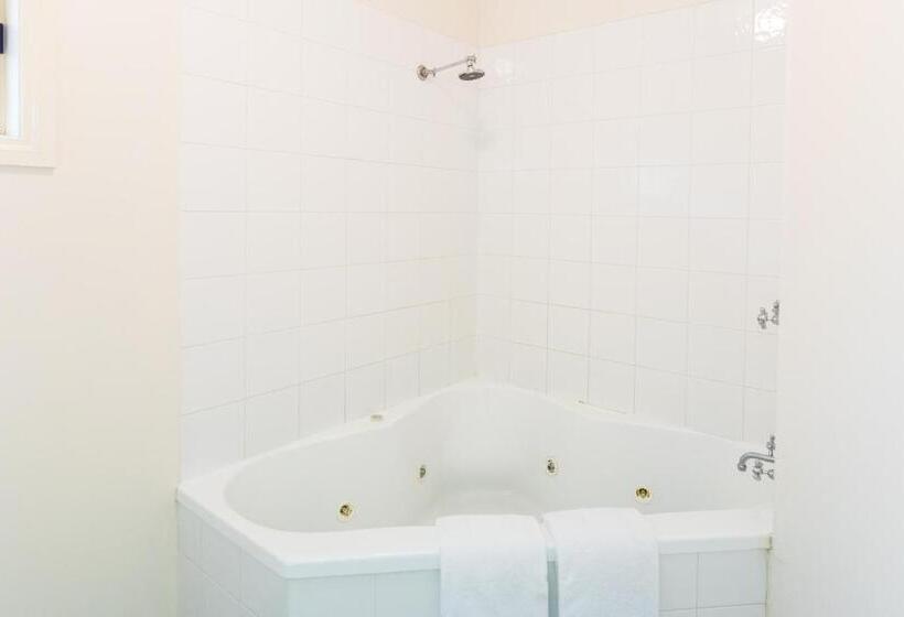 Отель Best Western Mill Park Motor Inn