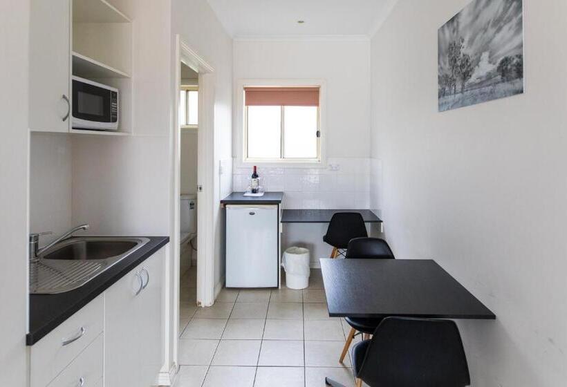 Отель Best Western Mill Park Motor Inn