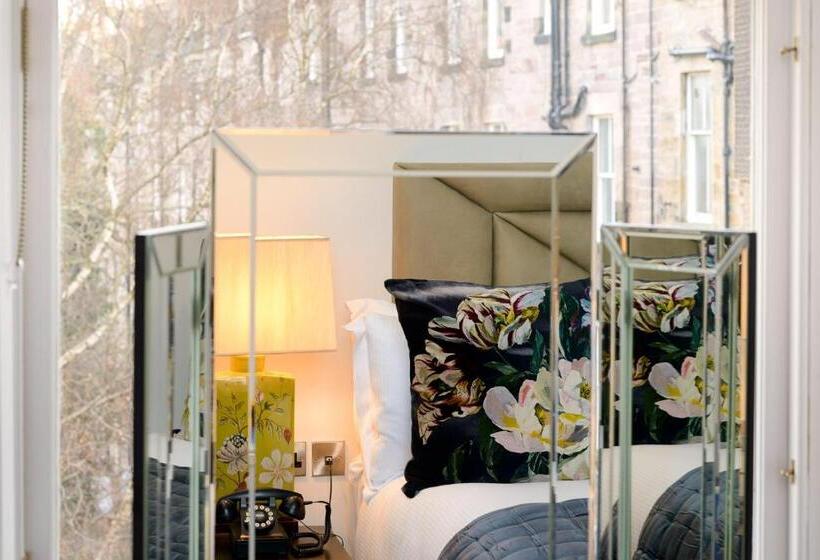 בית מלון כפרי Black Ivy