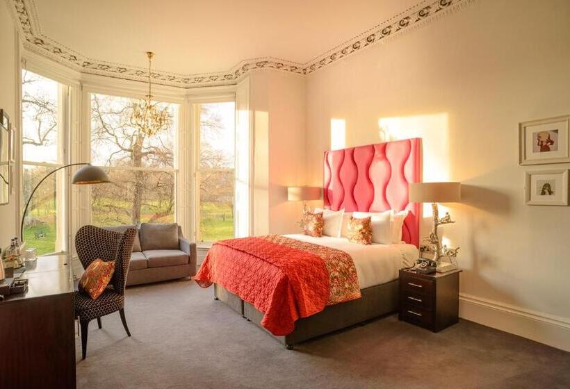 בית מלון כפרי Black Ivy