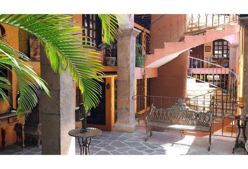 ホテル Boutique Posada De Las Flores Loreto