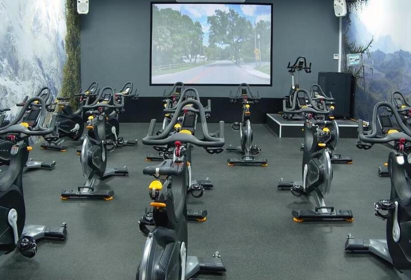 فندق Brandshatch Place & Spa