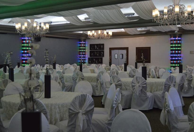 Business Hotel & Suites María Bonita