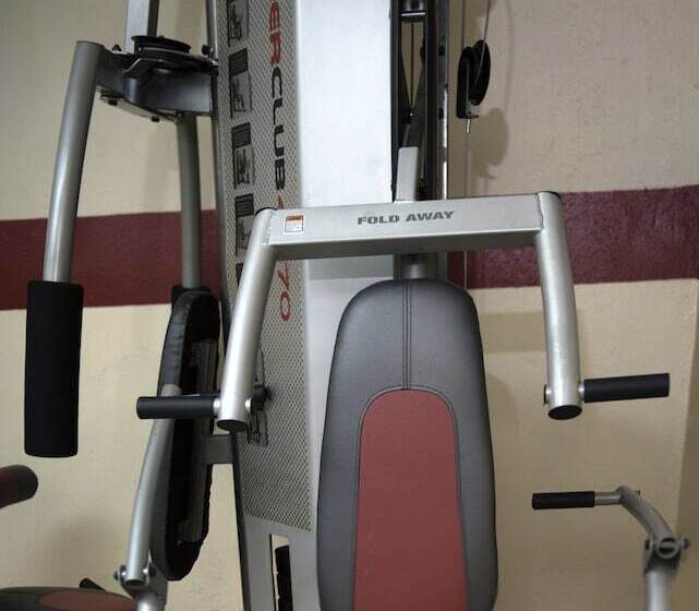 Business Hotel & Suites María Bonita