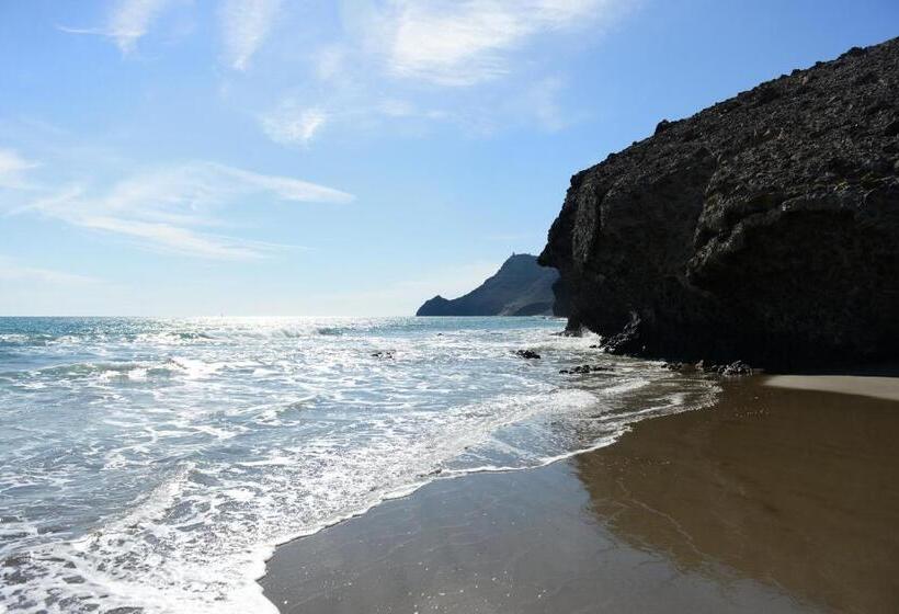 Отель Calachica Las Negras