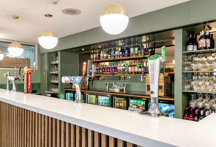 Cedar Court Hotel Huddersfield