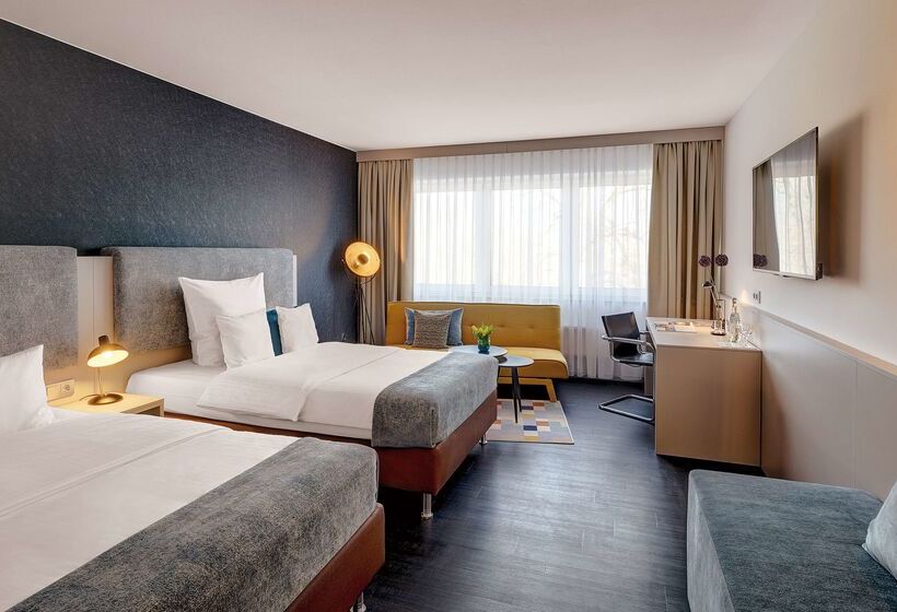 בית מלון כפרי Central