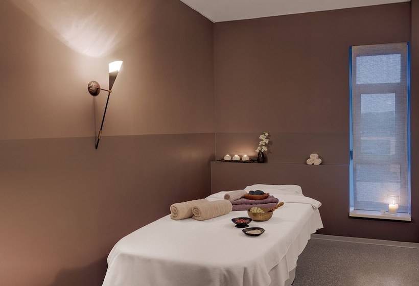 בית מלון כפרי Central